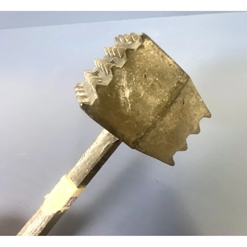 Vintage kitchen Aluminum Meat Tenderizer~2 Sided Made in Taiwan‎ Smaller Size